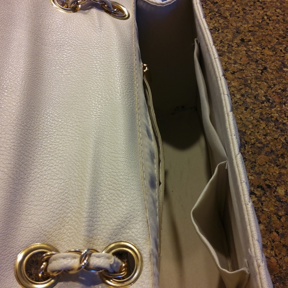 Purse - Picture 8 of 8